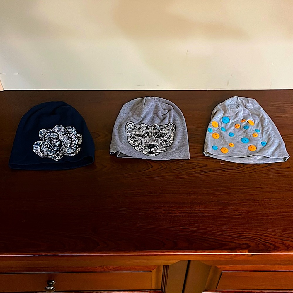 Stylish women’s hats/beanies BUNDLE SALE! Super cute!